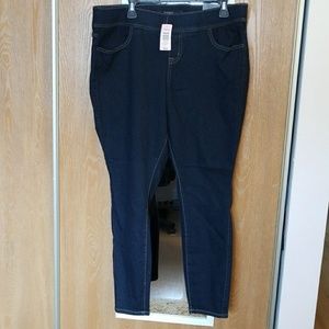 Torrid Dark Wash Skinny Lean Jean, SIZE 1